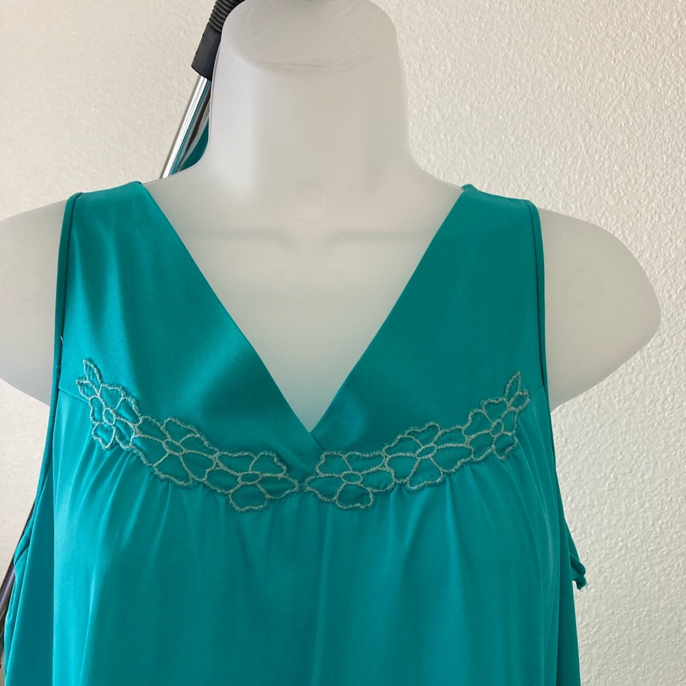 Vintage Vanity Fair nightie